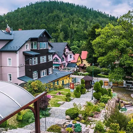 فندق Hotel Rezydencja كارباش