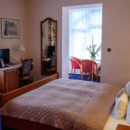 Hotel Rezydencja كارباش